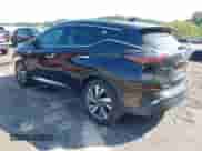 2019 Nissan Murano SV z VIN 5N1AZ2MJ8KN101619, wystawiony jako IAAI lot #43263251 z przebiegiem 106 229 mil mil oraz . Historia ofert i sprzedaży dostępna na DreamBid. Obrazek 3.