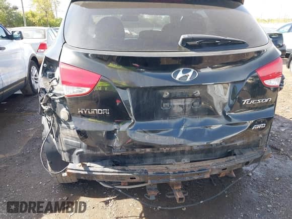 2013 Hyundai Tucson GLS с VIN KM8JUCAC3DU644296, выставлен на аукционе IAAI как лот 43423888 с пробегом 136 332 миль миль и . История ставок и продаж доступна на DreamBid. Изображение 6.