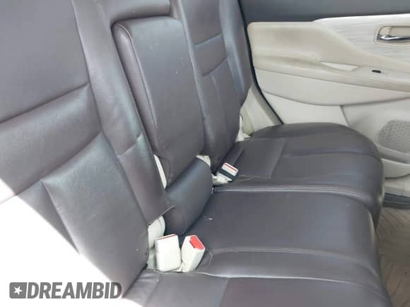 2016 Nissan Murano Platinum with VIN 5N1AZ2MG9GN143924, listed as a IAAI auction lot 42247855 with 180,433 mi miles and . Bid and sale history available at DreamBid. Image 8.