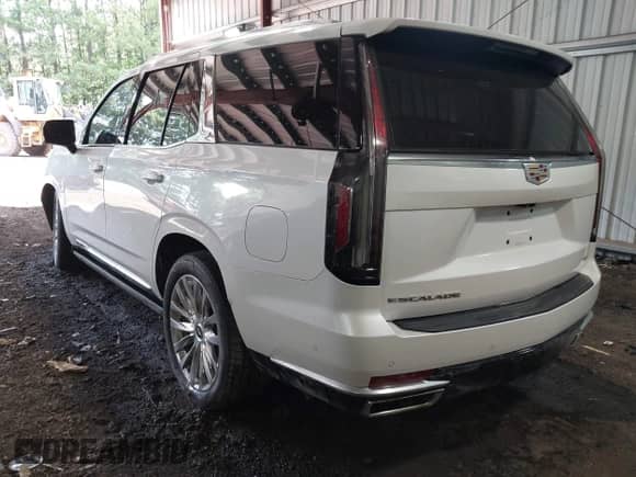 2022 Cadillac Escalade Premium Luxury с VIN 1GYS4CKL1NR121445, выставлен на аукционе IAAI как лот 42967750 с пробегом 60 717 миль миль и . История ставок и продаж доступна на DreamBid. Изображение 3.