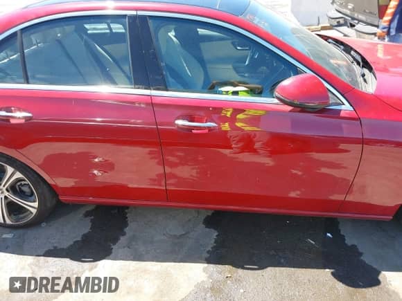 2024 Mercedes-Benz C 300 с VIN W1KAF4HB2RR236003, выставлен на аукционе IAAI как лот 42913216 с пробегом 5 814 миль миль и . История ставок и продаж доступна на DreamBid. Изображение 13.