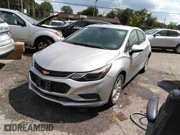 2018 Chevrolet Cruze LT with VIN 3G1BE6SM5JS634517, listed as a IAAI auction lot 42717189 with 78,623 mi miles and . Bid and sale history available at DreamBid. Image 2.
