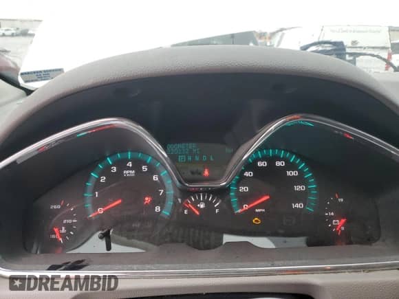 2015 Chevrolet Traverse LT with VIN 1GNKRHKD3FJ130362, listed as a Copart auction lot 90465135 with 220,232 mi miles and Salvage title. Bid and sale history available at DreamBid. Image 9.