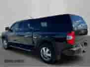 2017 Toyota Tundra Platinum с VIN 5TFGW5F10HX216928, выставлен на аукционе Copart как лот 90529555 с пробегом 180 278 миль миль и Чистый • Clean title. История ставок и продаж доступна на DreamBid. Изображение 4.
