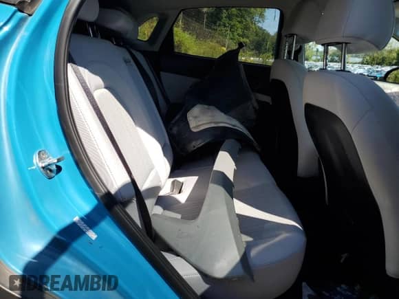 2022 Hyundai Kona SEL z VIN KM8K6CAB4NU923277, wystawiony jako Copart lot #71367365 z przebiegiem 47 145 mil mil oraz Szkoda całkowita • Salvage title. Historia ofert i sprzedaży dostępna na DreamBid. Obrazek 10.