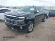 2017 Chevrolet Silverado 1500 LTZ z VIN 3GCUKSEJ0HG471081, wystawiony jako IAAI lot #41126259 z przebiegiem 40 551 mil mil oraz . Historia ofert i sprzedaży dostępna na DreamBid. Obrazek 2.