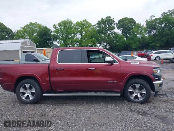 2022 Ram 1500 Laramie z VIN 1C6RREJM5NN165734, wystawiony jako IAAI lot #42307922 z przebiegiem 34 691 mil mil oraz . Historia ofert i sprzedaży dostępna na DreamBid. Obrazek 13.