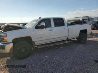 2018 Chevrolet Silverado 3500HD LTZ с VIN 1GC4K0CY6JF194092, выставлен на аукционе Copart как лот 70460254 с пробегом 152 235 миль миль и Списание • Salvage title. История ставок и продаж доступна на DreamBid. Изображение 1.
