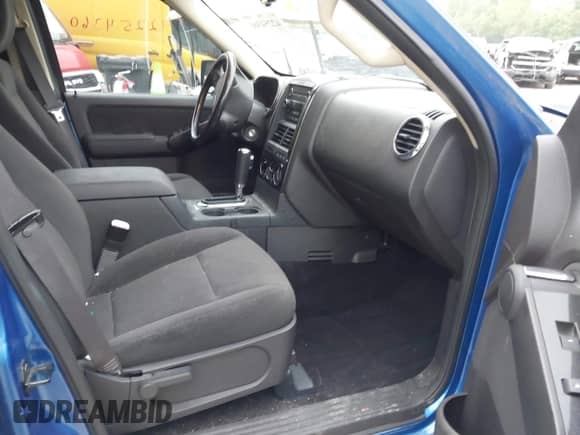 2010 Ford Explorer with VIN 1FMEU7D8XAUA09684, listed as a IAAI auction lot 42254360 with 106,736 mi miles and . Bid and sale history available at DreamBid. Image 5.