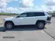 2023 Jeep Grand Cherokee Laredo z VIN 1C4RJJAG8P8790570, wystawiony jako IAAI lot #41490522 z przebiegiem 29 176 mil mil oraz . Historia ofert i sprzedaży dostępna na DreamBid. Obrazek 15.