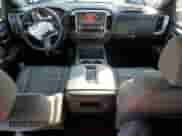 2016 Chevrolet Silverado 2500HD LTZ с VIN 1GC1KWEG0GF172706, выставлен на аукционе Copart как лот 51955385 с пробегом 86 490 миль миль и Списание • Salvage title. История ставок и продаж доступна на DreamBid. Изображение 8.