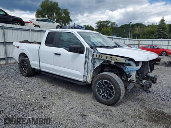 2023 Ford F-150 XL с VIN 1FTFX1E58PKD39636, выставлен на аукционе Copart как лот 70155245 с пробегом 52 679 миль миль и Списание • Salvage title. История ставок и продаж доступна на DreamBid. Изображение 4.