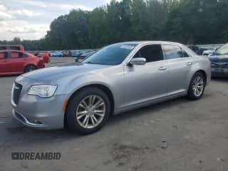 2016 Chrysler 300 C с VIN 2C3CCAEG2GH351003, выставлен на аукционе Copart как лот 63203905 с пробегом 137 708 миль миль и Списание • Salvage title. История ставок и продаж доступна на DreamBid. Изображение 1.
