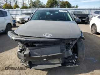 2025 Hyundai Kona SE with VIN KM8HA3AB3SU208107, listed as a Copart auction lot 85112175 with 24,044 mi miles and Salvage title. Bid and sale history available at DreamBid. Image 5.