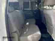 2015 Chevrolet Silverado 2500HD Work Truck z VIN 1GC1KUEG0FF185345, wystawiony jako Copart lot #67631655 z przebiegiem 194 683 mil mil oraz Czysty tytuł • Clean title. Historia ofert i sprzedaży dostępna na DreamBid. Obrazek 6.