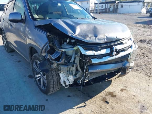 2021 Mitsubishi Outlander ES z VIN JA4ARUAU1MU005297, wystawiony jako IAAI lot #43400284 z przebiegiem 47 525 mil mil oraz . Historia ofert i sprzedaży dostępna na DreamBid. Obrazek 6.