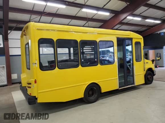 2019 Ford Econoline Cargo с VIN 1FDFE4FS5KDC46030, выставлен на аукционе Copart как лот 81518455 с пробегом 131 491 миль миль и Чистый • Clean title. История ставок и продаж доступна на DreamBid. Изображение 3.