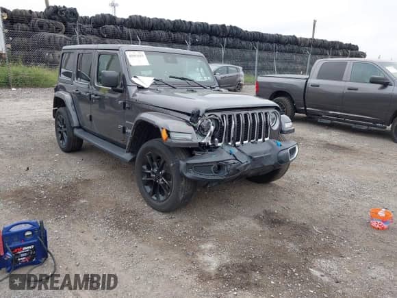 2022 Jeep Wrangler Unlimited Sahara с VIN 1C4JJXP6XNW186817, выставлен на аукционе IAAI как лот 42951113 с пробегом 35 268 миль миль и . История ставок и продаж доступна на DreamBid. Изображение 1.