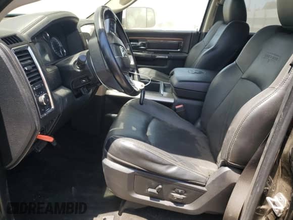 2014 Ram 1500 Laramie z VIN 1C6RR7VMXES329308, wystawiony jako Copart lot #49116375 z przebiegiem 148 881 mil mil oraz Szkoda całkowita • Salvage title. Historia ofert i sprzedaży dostępna na DreamBid. Obrazek 7.