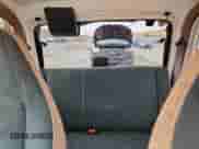 2001 Jeep Wrangler Sahara с VIN 1J4FA59S11P370224, выставлен на аукционе Copart как лот 85285925 с пробегом 87 080 миль миль и Списание • Salvage title. История ставок и продаж доступна на DreamBid. Изображение 10.