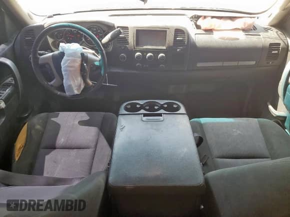 2013 Chevrolet Silverado 2500HD LT z VIN 1GC1KXC84DF201637, wystawiony jako Copart lot #63283755 z przebiegiem 272 788 mil mil oraz Czysty tytuł • Clean title. Historia ofert i sprzedaży dostępna na DreamBid. Obrazek 8.