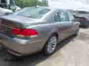 2007 BMW 7 Series 750Li z VIN WBAHN83537DT74855, wystawiony jako IAAI lot #42529689 z przebiegiem 113 217 mil mil oraz . Historia ofert i sprzedaży dostępna na DreamBid. Obrazek 4.