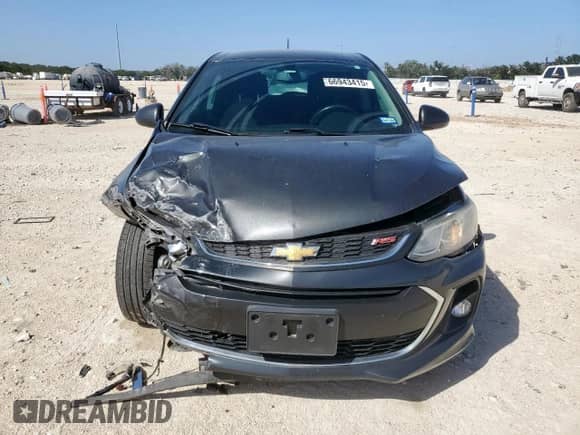 2017 Chevrolet Sonic LT z VIN 1G1JD6SHXH4129066, wystawiony jako Copart lot #66943415 z przebiegiem 74 889 mil mil oraz Szkoda całkowita • Salvage title. Historia ofert i sprzedaży dostępna na DreamBid. Obrazek 5.