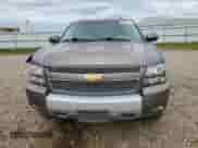 2011 Chevrolet Suburban LT z VIN 1GNSKJE35BR131457, wystawiony jako Copart lot #68172145 z przebiegiem 248 120 mil mil oraz Czysty tytuł • Clean title. Historia ofert i sprzedaży dostępna na DreamBid. Obrazek 5.