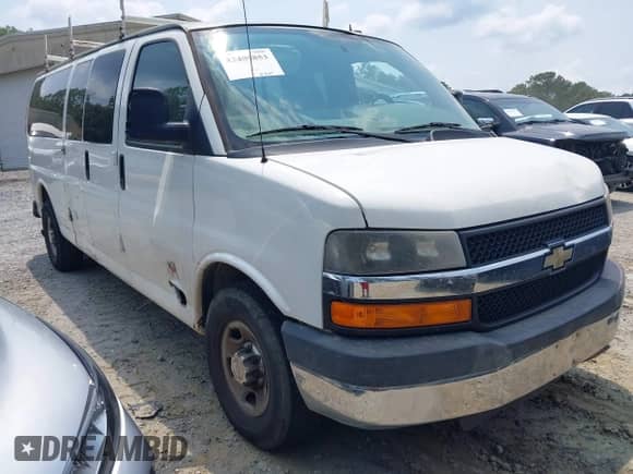 2015 Chevrolet Express Passenger LT с VIN 1GAZG1FG6F1105893, выставлен на аукционе IAAI как лот 42409853 с пробегом 216 887 миль миль и . История ставок и продаж доступна на DreamBid. Изображение 1.