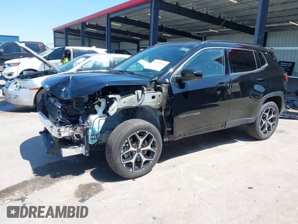 2025 Jeep Compass Limited with VIN 3C4NJDCN5ST501442, listed as a IAAI auction lot 42595950 with 667 mi miles and . Bid and sale history available at DreamBid. Image 22.