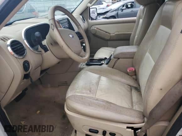 2010 Ford Explorer Eddie Bauer с VIN 1FMEU7EE9AUA40252, выставлен на аукционе Copart как лот 81775585 с пробегом 182 016 миль миль и Списание • Salvage title. История ставок и продаж доступна на DreamBid. Изображение 7.