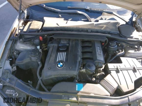 2007 BMW 3 Series 328xi z VIN WBAVC93567KX53505, wystawiony jako IAAI lot #43566890 z przebiegiem 176 398 mil mil oraz . Historia ofert i sprzedaży dostępna na DreamBid. Obrazek 10.