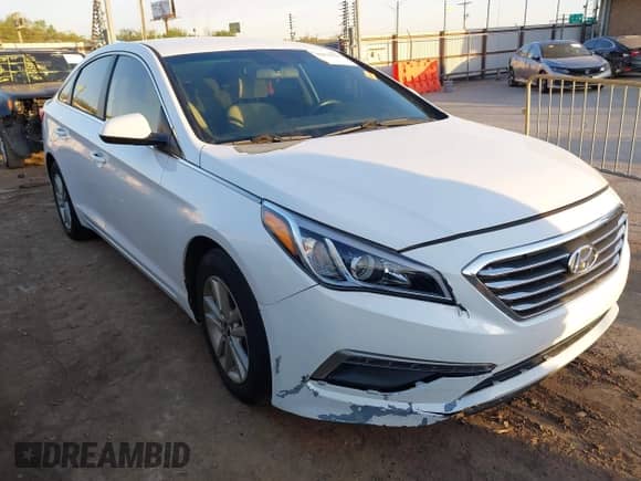 2015 Hyundai Sonata SE с VIN 5NPE24AF7FH238580, выставлен на аукционе IAAI как лот 42032781 с пробегом 115 455 миль миль и . История ставок и продаж доступна на DreamBid. Изображение 1.