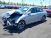 2017 Honda Accord EX-L z VIN 1HGCR3F88HA039685, wystawiony jako IAAI lot #42517978 z przebiegiem Nie podano mil oraz . Historia ofert i sprzedaży dostępna na DreamBid. Obrazek 18.