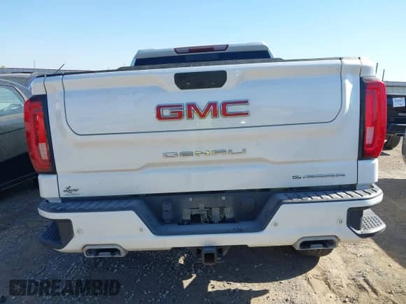 2020 GMC Sierra 1500 Denali с VIN 3GTU9FET8LG287861, выставлен на аукционе IAAI как лот 40678227 с пробегом 155 333 миль миль и . История ставок и продаж доступна на DreamBid. Изображение 16.