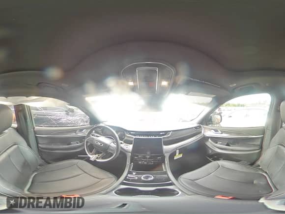 2025 Jeep Grand Cherokee Limited с VIN 1C4RJHBG9SC316771, выставлен на аукционе Copart как лот 58943495 с пробегом 860 миль миль и Списание • Salvage title. История ставок и продаж доступна на DreamBid. Изображение 15.