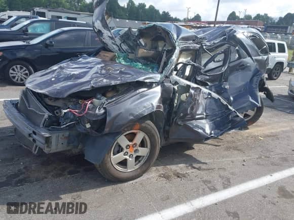 2007 Chevrolet Equinox LS с VIN 2CNDL13F676224739, выставлен на аукционе IAAI как лот 42747312 с пробегом Не указан миль и . История ставок и продаж доступна на DreamBid. Изображение 2.