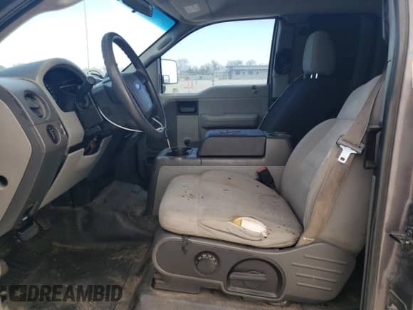 2006 Ford F-150 STX with VIN 1FTRX02W26KB22442, listed as a Copart auction lot 48959125 with 238,690 mi miles and Salvage title. Bid and sale history available at DreamBid. Image 7.