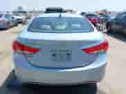 2012 Hyundai Elantra Limited с VIN KMHDH4AE5CU464938, выставлен на аукционе IAAI как лот 42572413 с пробегом 181 076 миль миль и . История ставок и продаж доступна на DreamBid. Изображение 16.