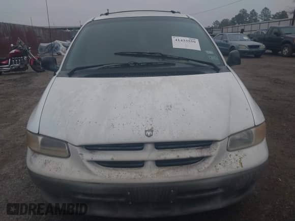 1997 Dodge Grand Caravan with VIN 1B4GP54R5VB335635, listed as a IAAI auction lot 41433559 with Not provided miles and . Bid and sale history available at DreamBid. Image 6.