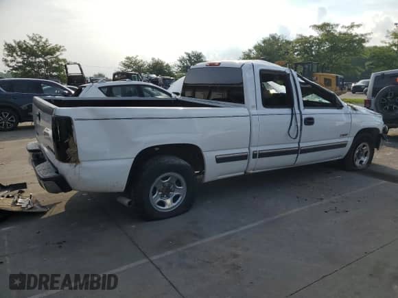 2002 Chevrolet Silverado 1500 LS with VIN 2GCEC19V321341384, listed as a Copart auction lot 66527885 with Not provided miles and Salvage title. Bid and sale history available at DreamBid. Image 3.