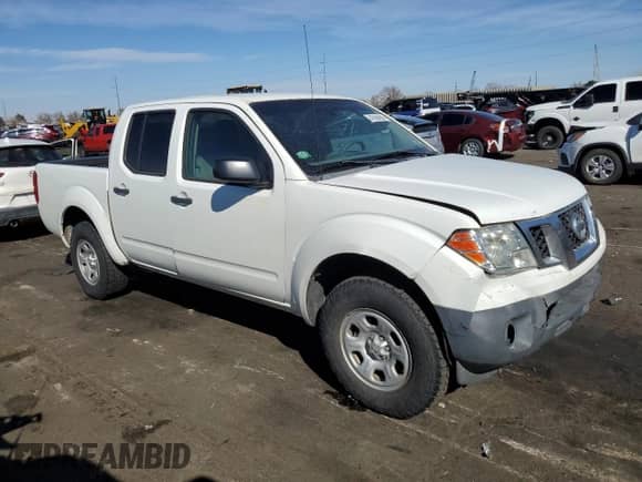2014 Nissan Frontier S with VIN 1N6AD0EV3EN736936, listed as a Copart auction lot 47984885 with 214,211 mi miles and Salvage title. Bid and sale history available at DreamBid. Image 4.