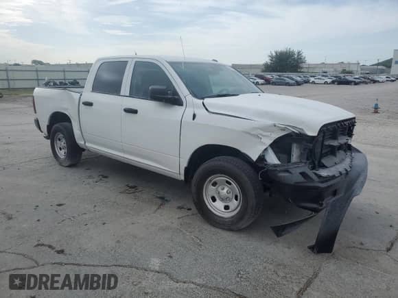 2022 Ram 1500 Tradesman z VIN 3C6RR7KG0NG375400, wystawiony jako Copart lot #58333535 z przebiegiem 56 811 mil mil oraz Szkoda całkowita • Salvage title. Historia ofert i sprzedaży dostępna na DreamBid. Obrazek 4.