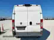 2017 Ram ProMaster Cargo z VIN 3C6TRVCGXHE502288, wystawiony jako Copart lot #80636335 z przebiegiem 182 588 mil mil oraz Czysty tytuł • Clean title. Historia ofert i sprzedaży dostępna na DreamBid. Obrazek 6.