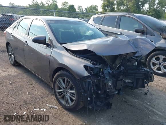 2017 Toyota Camry LE z VIN 4T1BF1FK6HU718562, wystawiony jako IAAI lot #42896824 z przebiegiem 70 914 mil mil oraz . Historia ofert i sprzedaży dostępna na DreamBid. Obrazek 1.