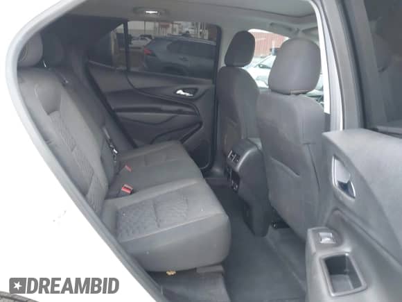 2018 Chevrolet Equinox LT с VIN 2GNAXJEV0J6352926, выставлен на аукционе IAAI как лот 43259696 с пробегом 70 395 миль миль и . История ставок и продаж доступна на DreamBid. Изображение 8.