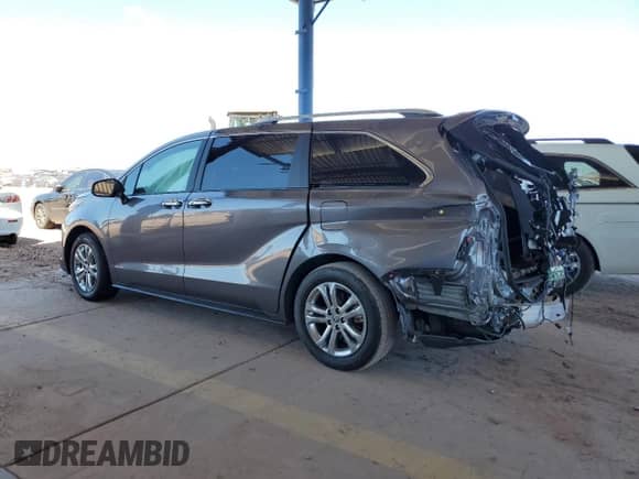 2023 Toyota Sienna Platinum z VIN 5TDESKFCXPS079150, wystawiony jako Copart lot #56069085 z przebiegiem 31 499 mil mil oraz Szkoda całkowita • Salvage title. Historia ofert i sprzedaży dostępna na DreamBid. Obrazek 2.