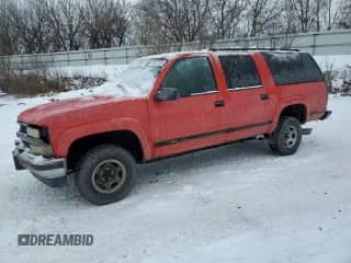 1997 Chevrolet Suburban с VIN 3GNEC16RXVG182115, выставлен на аукционе Copart как лот 87527555 с пробегом 321 510 миль миль и Чистый • Clean title. История ставок и продаж доступна на DreamBid. Изображение 1.