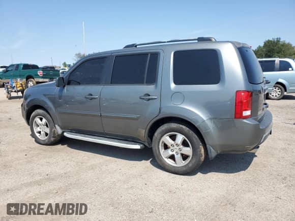 2009 Honda Pilot EX с VIN 5FNYF384X9B015324, выставлен на аукционе Copart как лот 69616325 с пробегом 266 218 миль миль и Списание • Salvage title. История ставок и продаж доступна на DreamBid. Изображение 2.