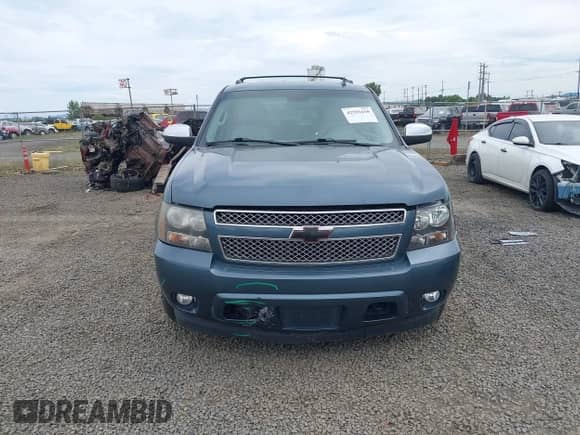 2009 Chevrolet Tahoe LTZ с VIN 1GNFK330X9R282603, выставлен на аукционе IAAI как лот 42591610 с пробегом 216 413 миль миль и . История ставок и продаж доступна на DreamBid. Изображение 12.
